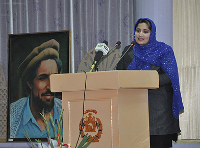 Anarkali Honaryar, one of the two laureates of the UNESCO-Madanjeet Singh prize for the Promotion of Tolerance and non-violence in 2011.