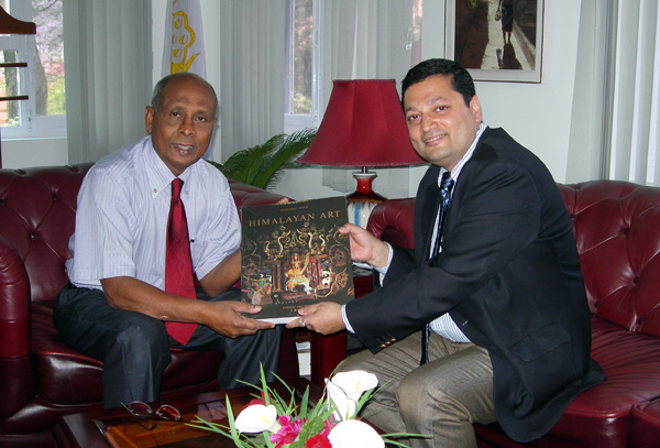 Mr Nischal Pandey, Chairperson SAF Nepal with SAARC Secretary General