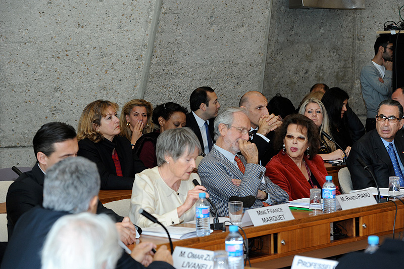 Madame France Marquet, SAF Trustee, representing UNESCO Goodwill Ambassador Madanjeet Singh announcing the donation of  one million US Dollars to UNESCO for girls education and women empowerment
